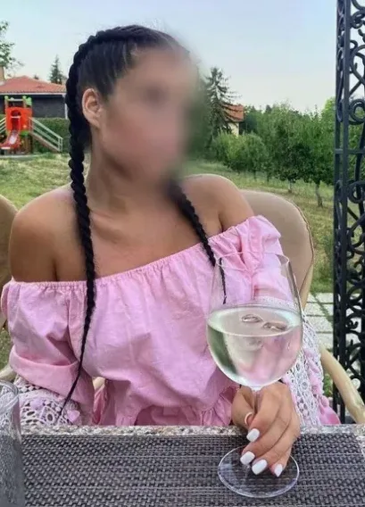 Aya, 30