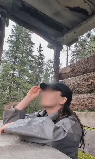Jette, 35