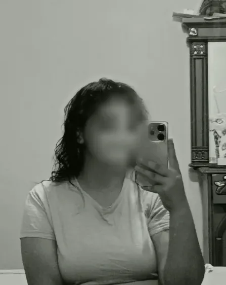 Malou, 22
