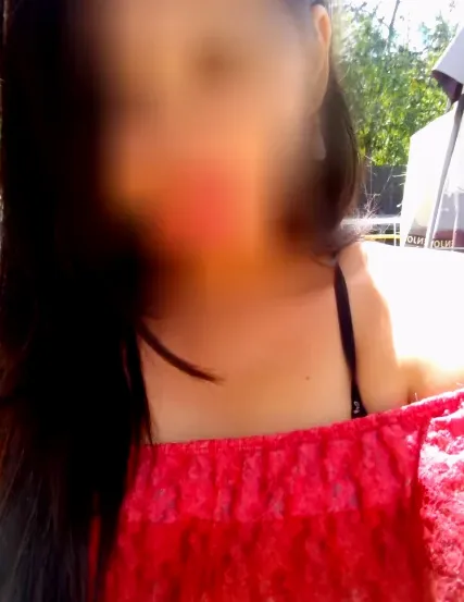 Marie, 31