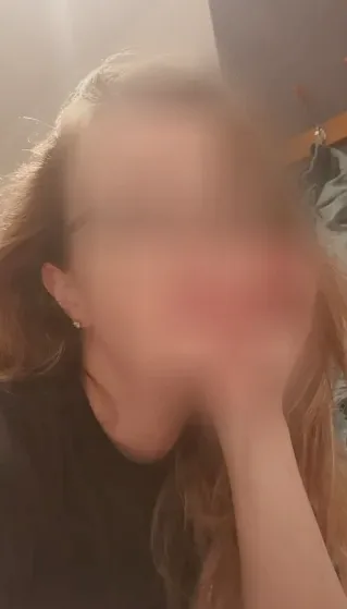 Rosa, 36