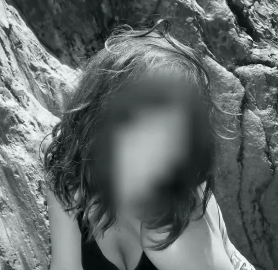 Sanne, 20